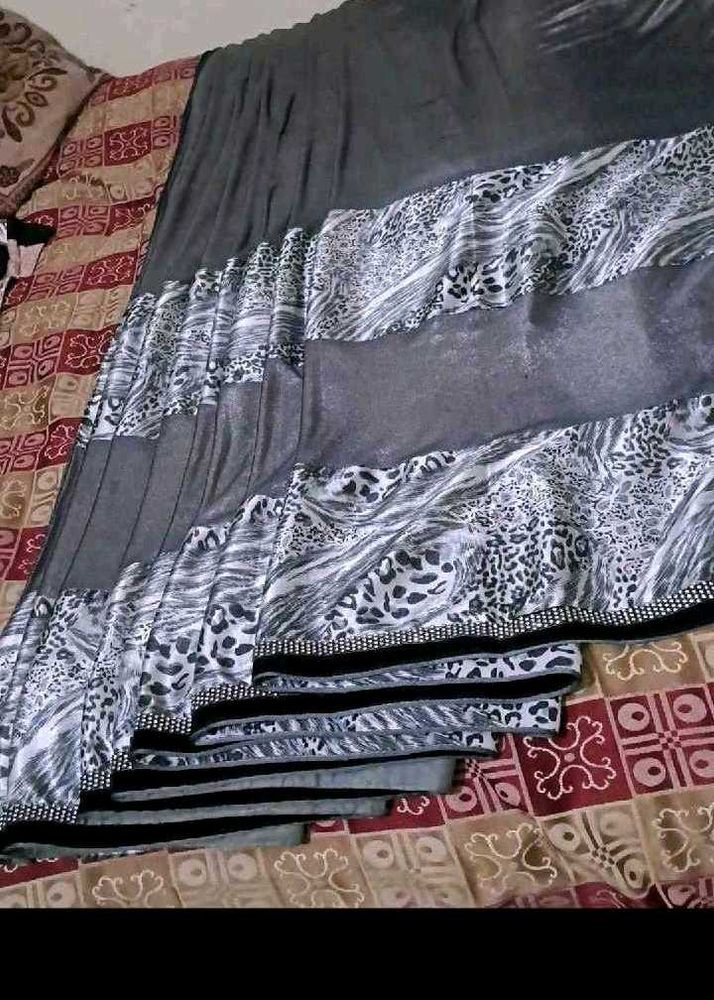 Elegant Tiger Print Saree