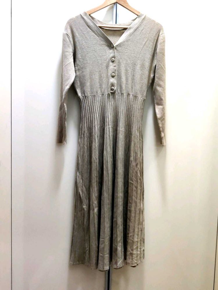 Elegant Knit Midi Dress