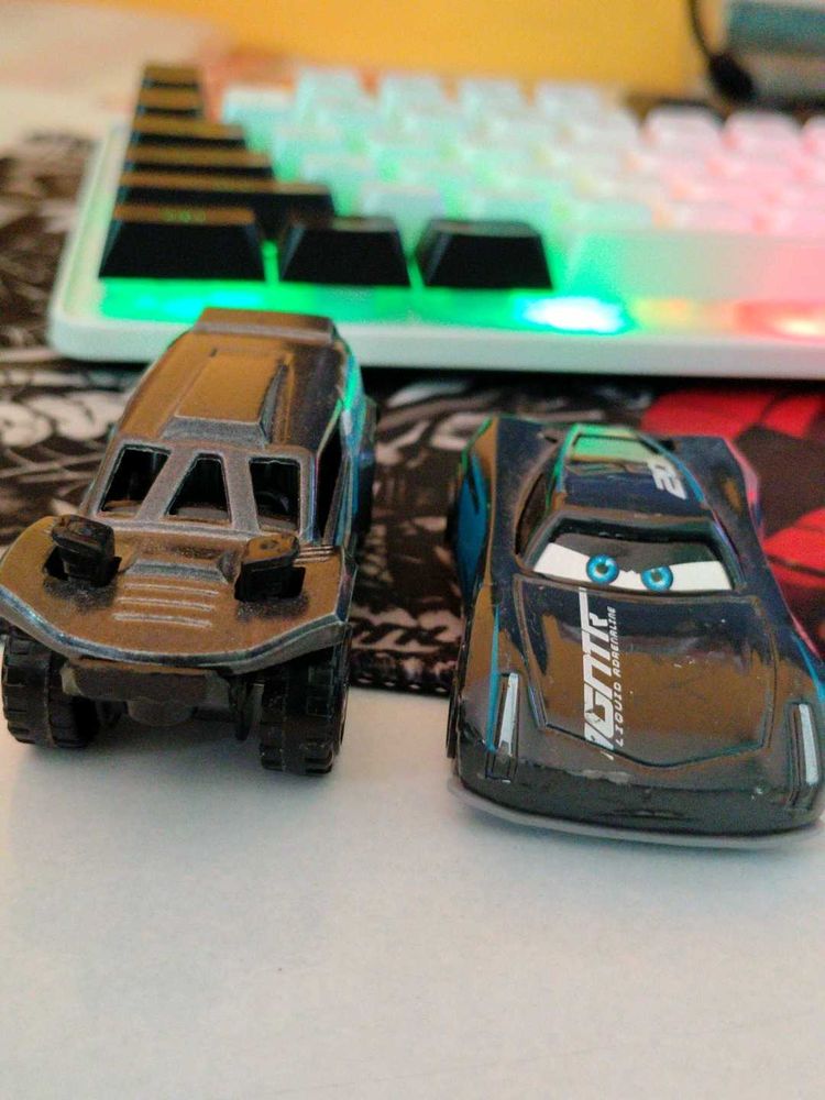 Disney Cars Diecast Set of 2