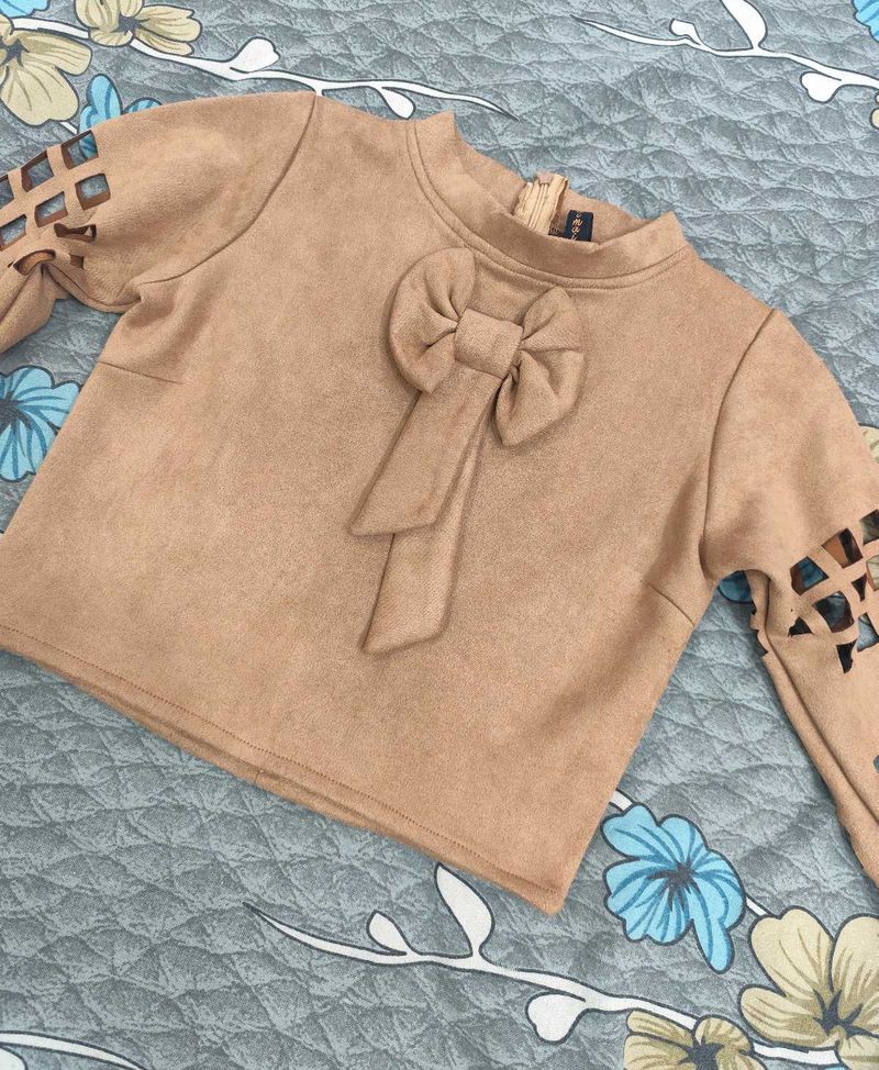 Cute Crop Top with Bow Detail