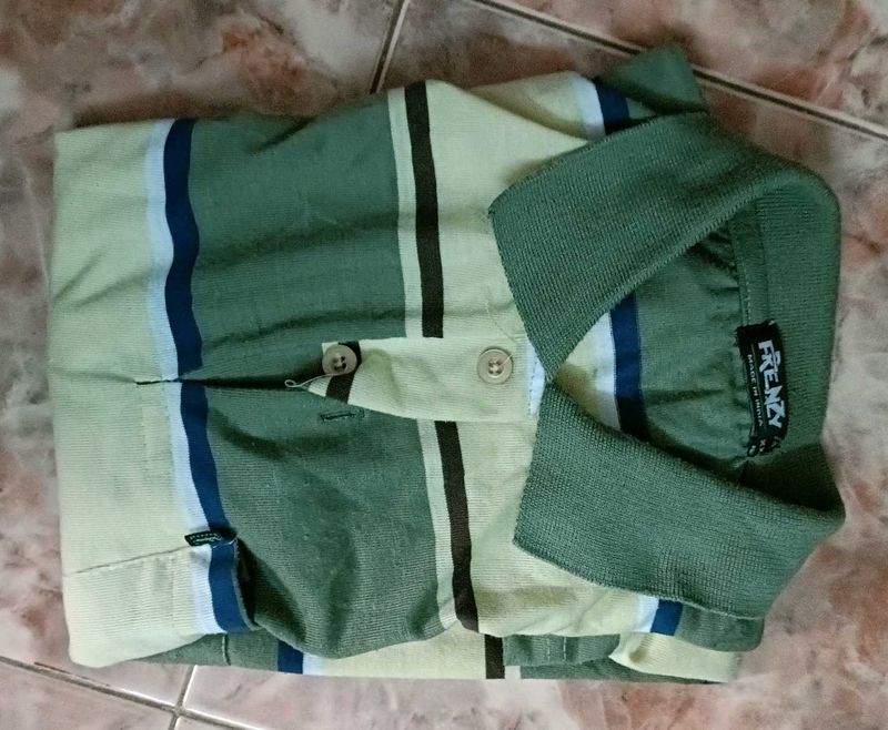 FRENZY Casual Tshirt NEW