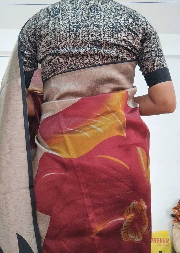Floral Print Saree with Blouse