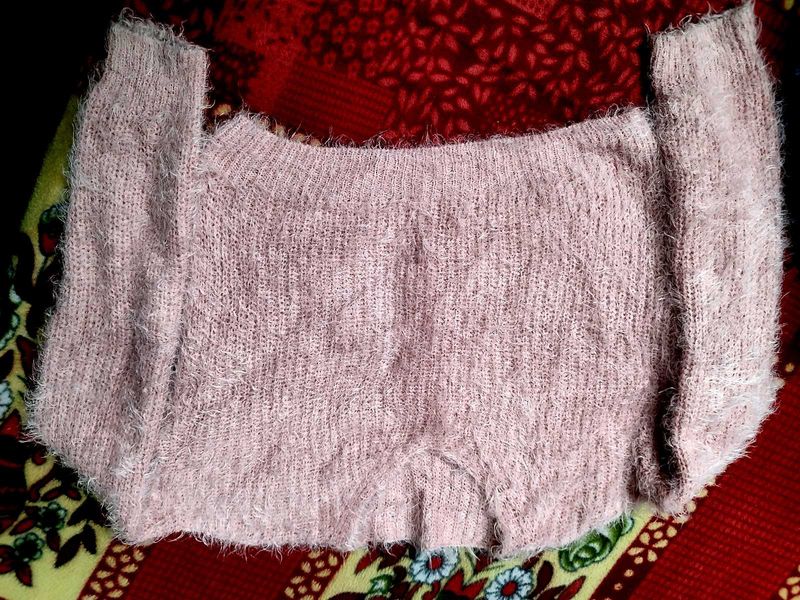 Stylish Woolen Croptop