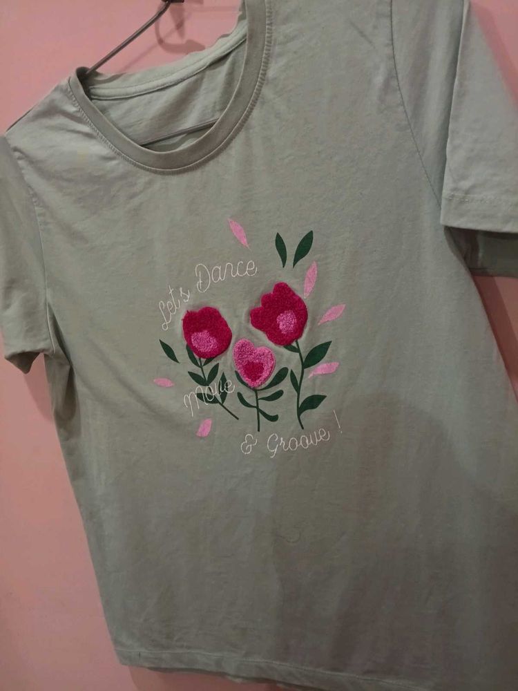 Floral Embroidered T-Shirt for womens