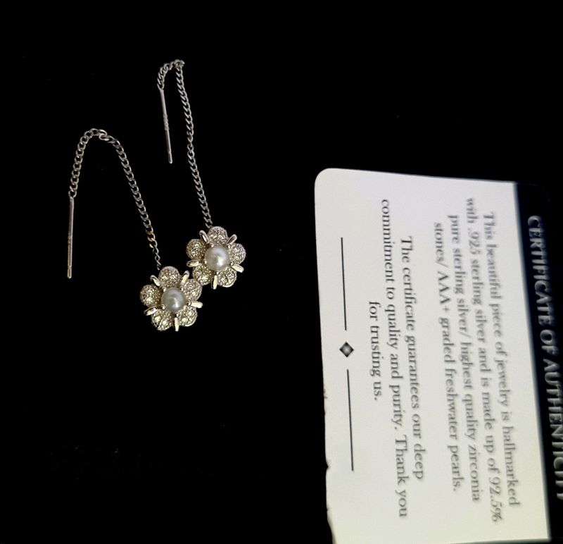 925 Silver Sui Dhaga With Pearls And Cz Stone Comb