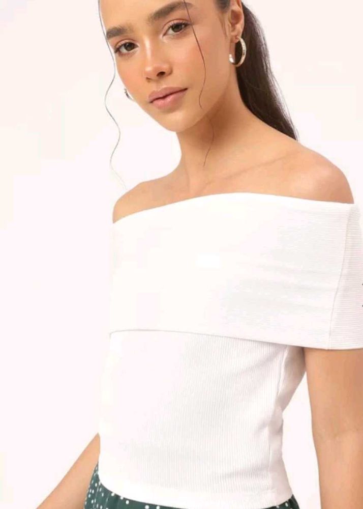 Off-shoulder Brand New Top