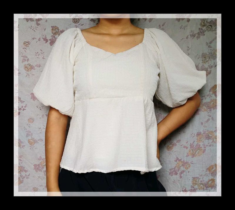 Puff white top