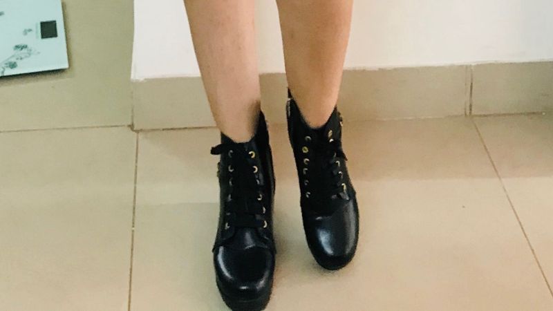 Black Boots