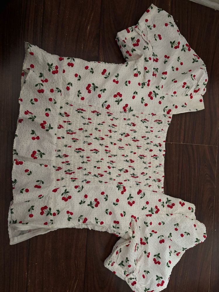 Cherry Print Puff Sleeve Top