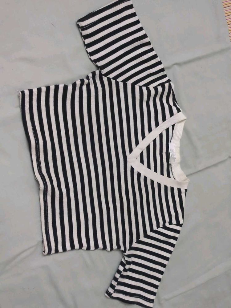 Women Crop Top