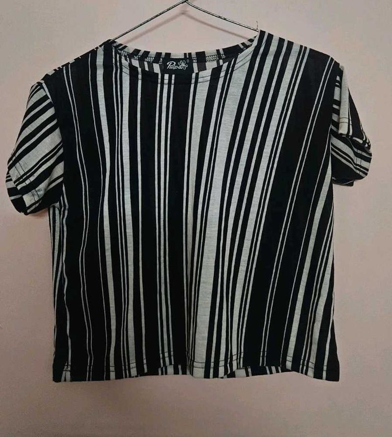 Stripped Crop Top