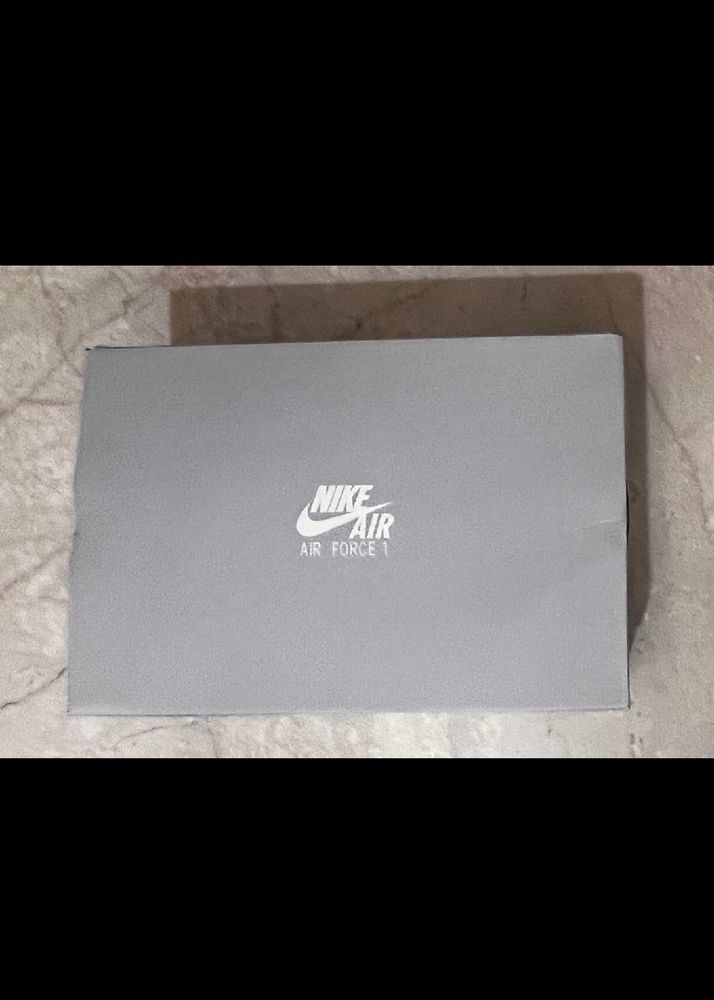NIKE AF1