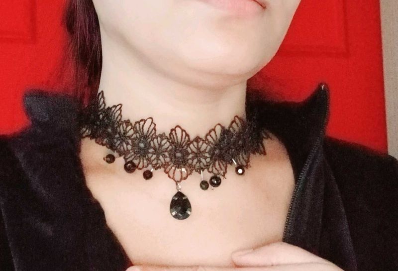 Black Lace Choker