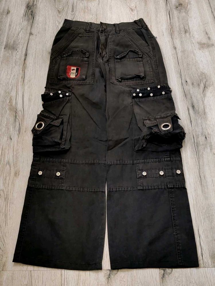 Ma1819 Zoor Cargo bootcut jeans waist 26 inches