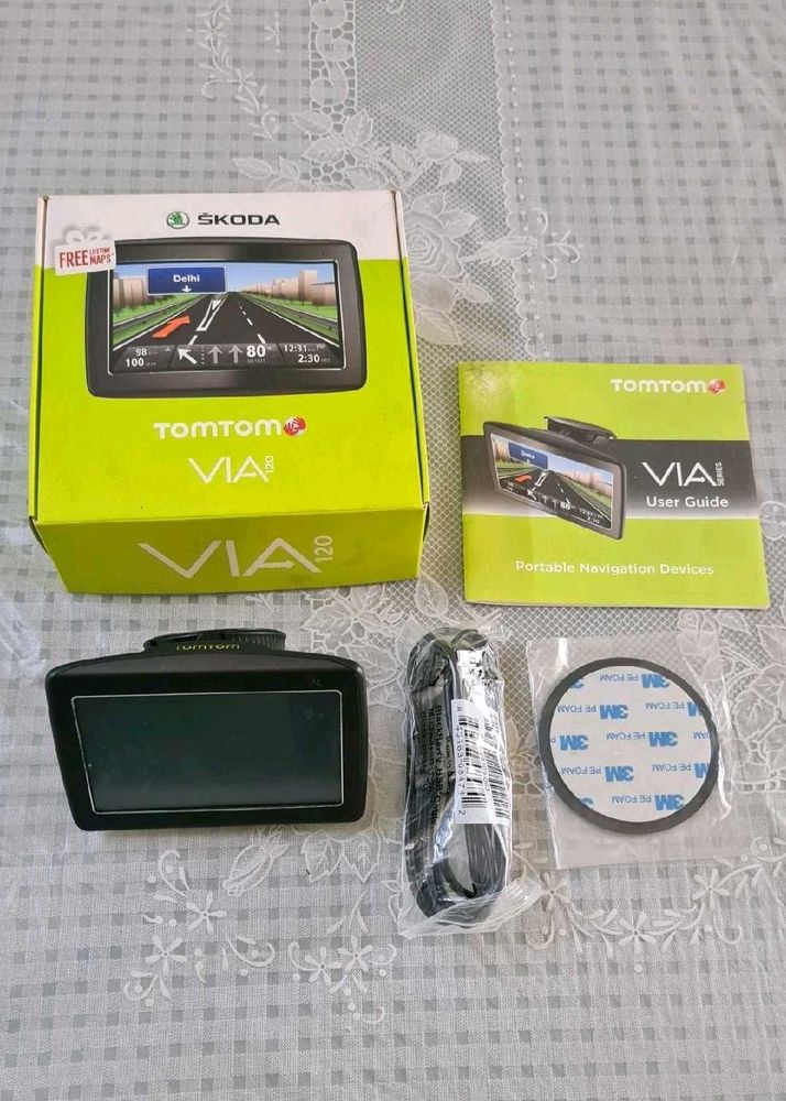 TomTom VIA 120 GPS Navigation System