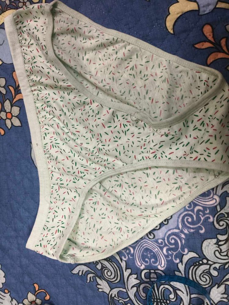 New Printed Women's Brief in 34 waist