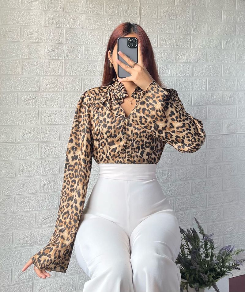 Korean Top
