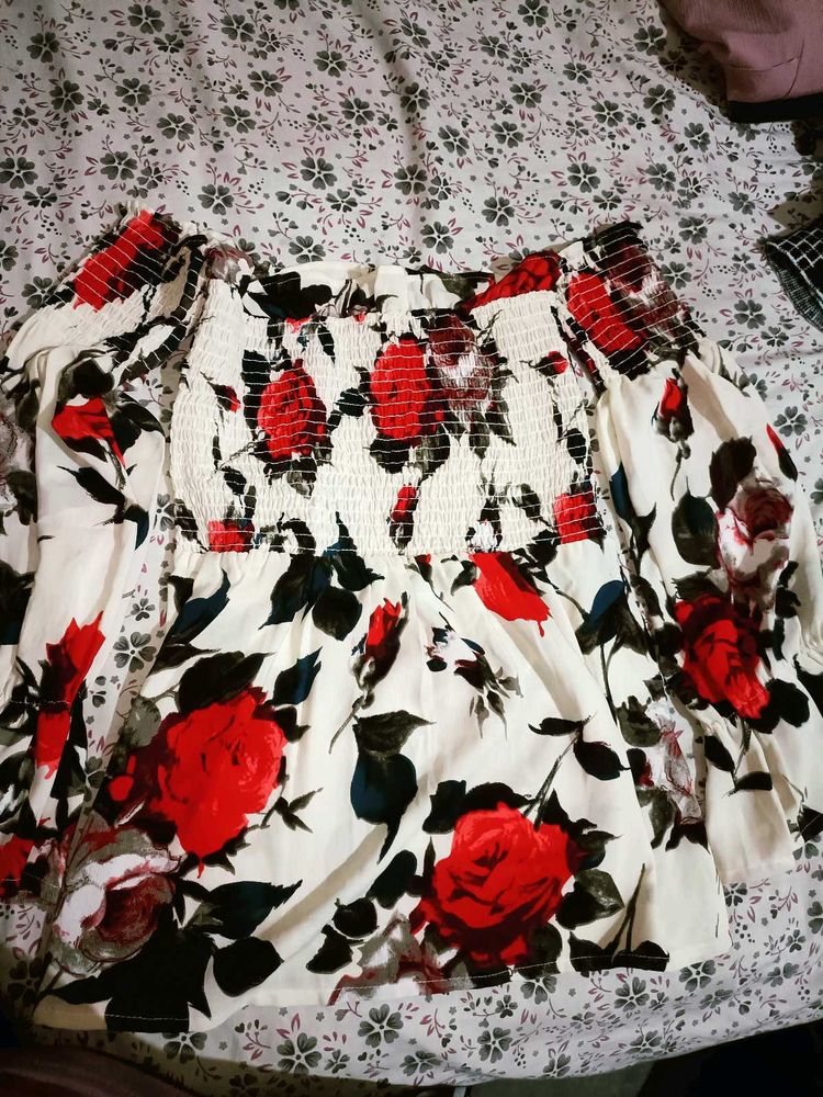 Floral Print Off Shoulder Top