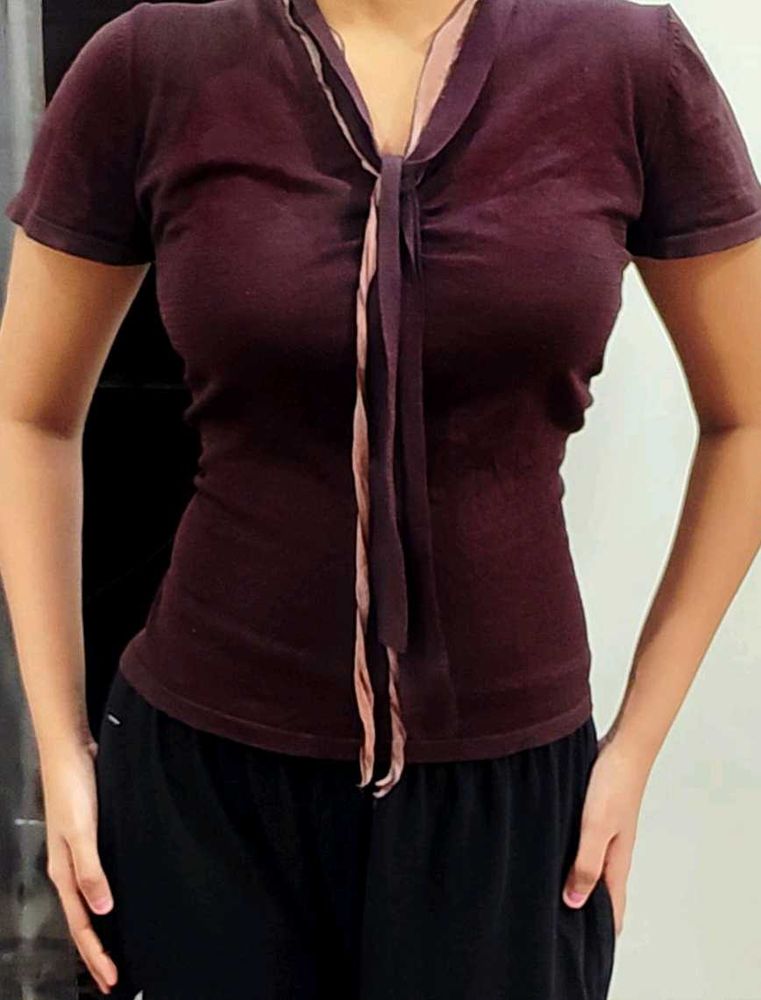 Maroon Tie-Neck Fitted Top