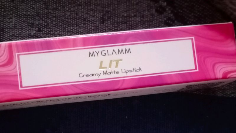 Myglamm Lit Creamy Matte Lipstick