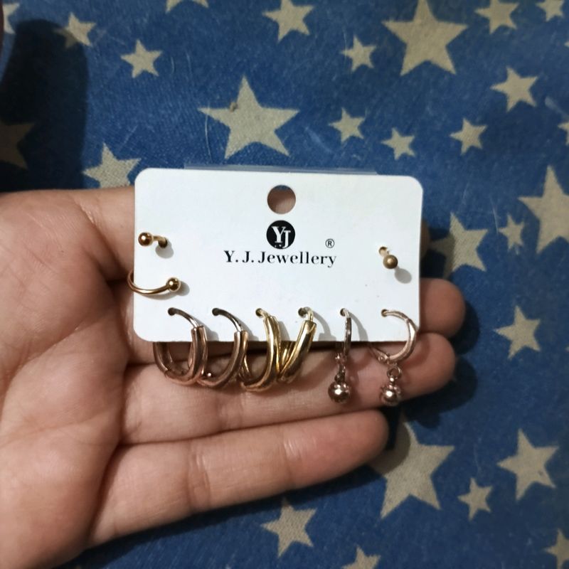 Set Of Earrings (Daily Wear)