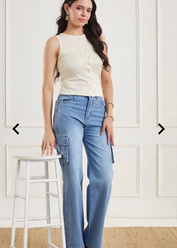 Shein buttoned  sleeveless top