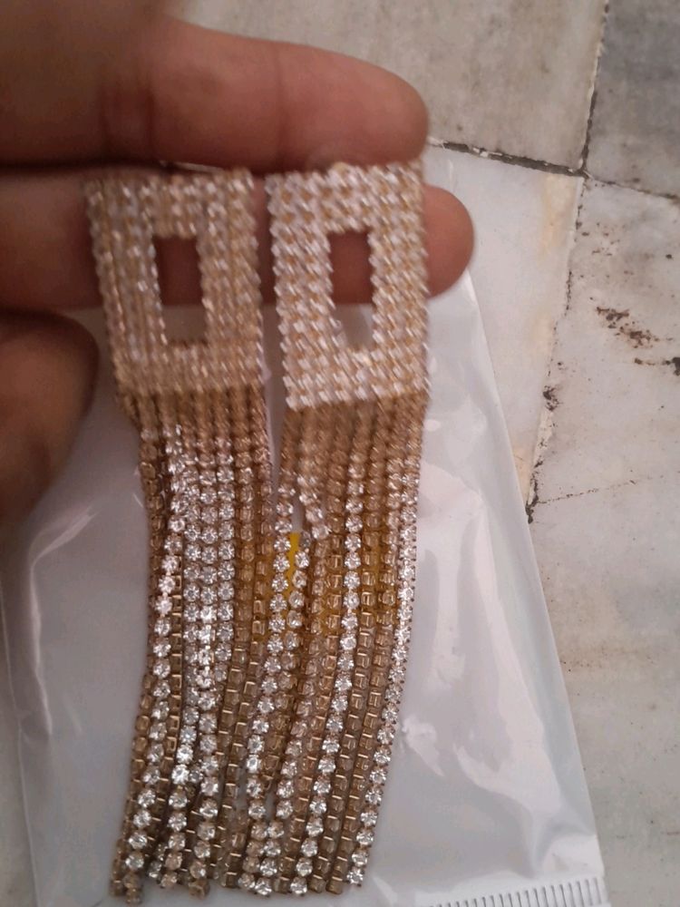 Dimond Long Earing