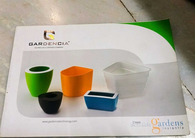 Gardencia Self Watering Pot Designs