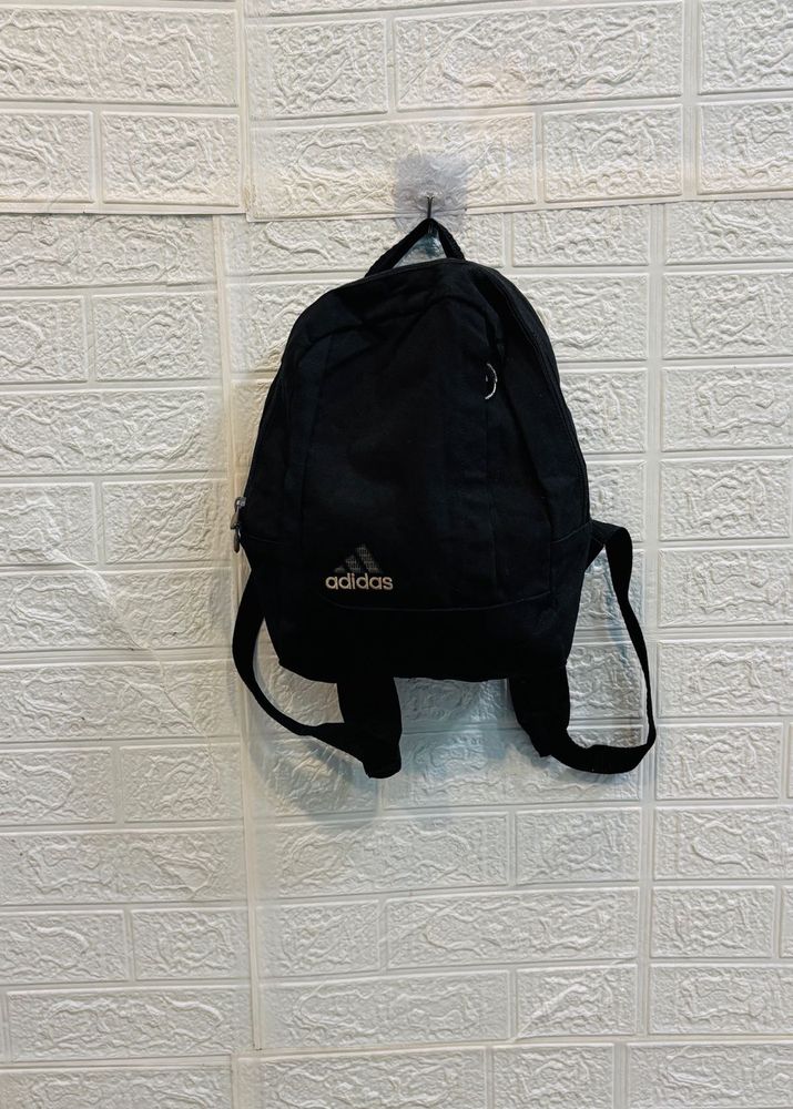 🇦🇺 Adidas Imported Mini Backpack