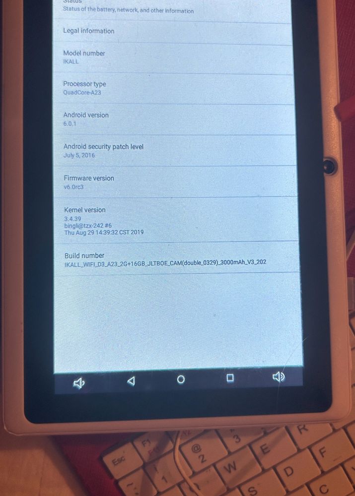 4G IKALL Andriod Tablet With Keyboard