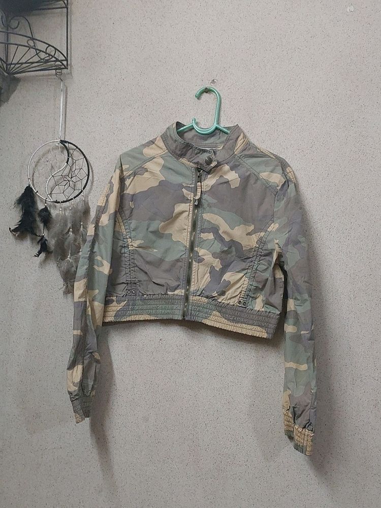 Camouflage Design Short Jacket