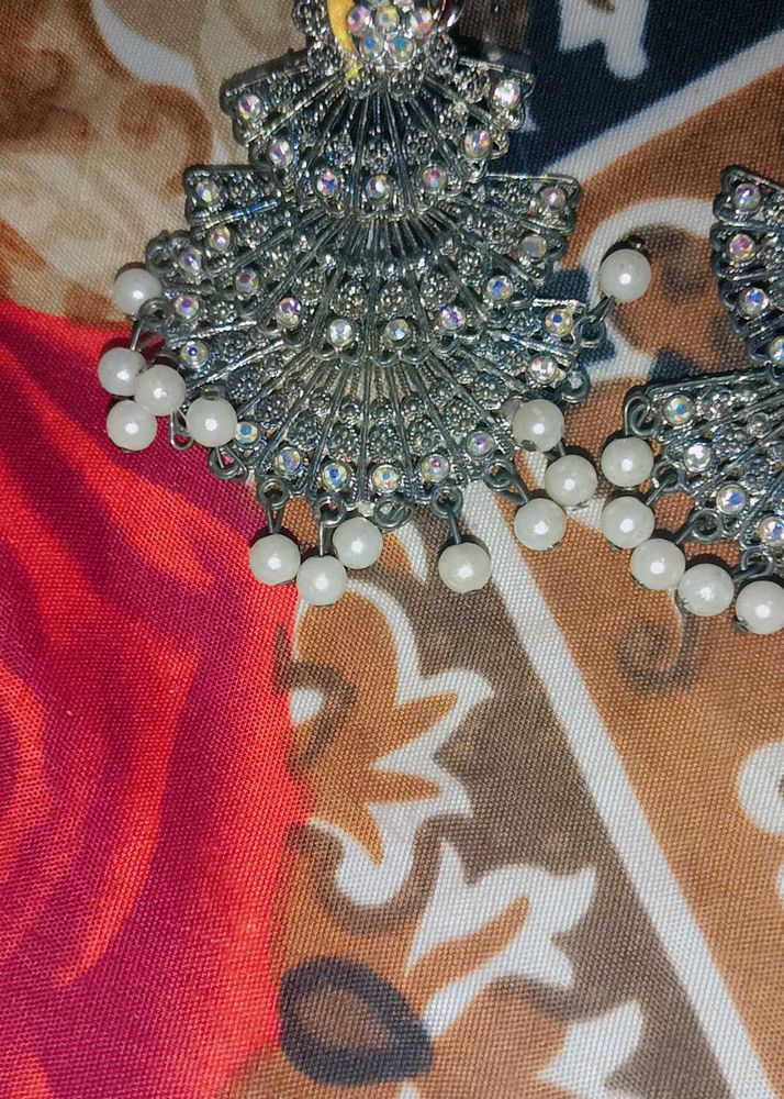 Elegant Silver &amp; Pearl Drop Earrings