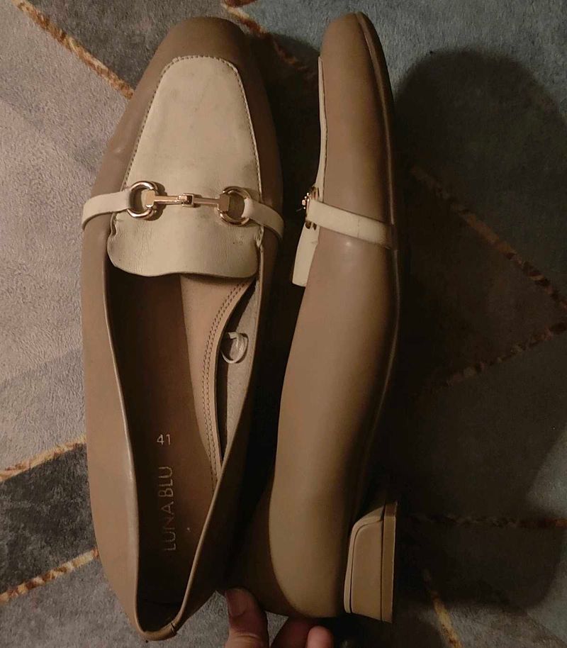 Stunning Loafer