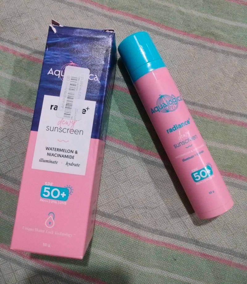 Aqualogica Radiance And Derma Co Sunscreen