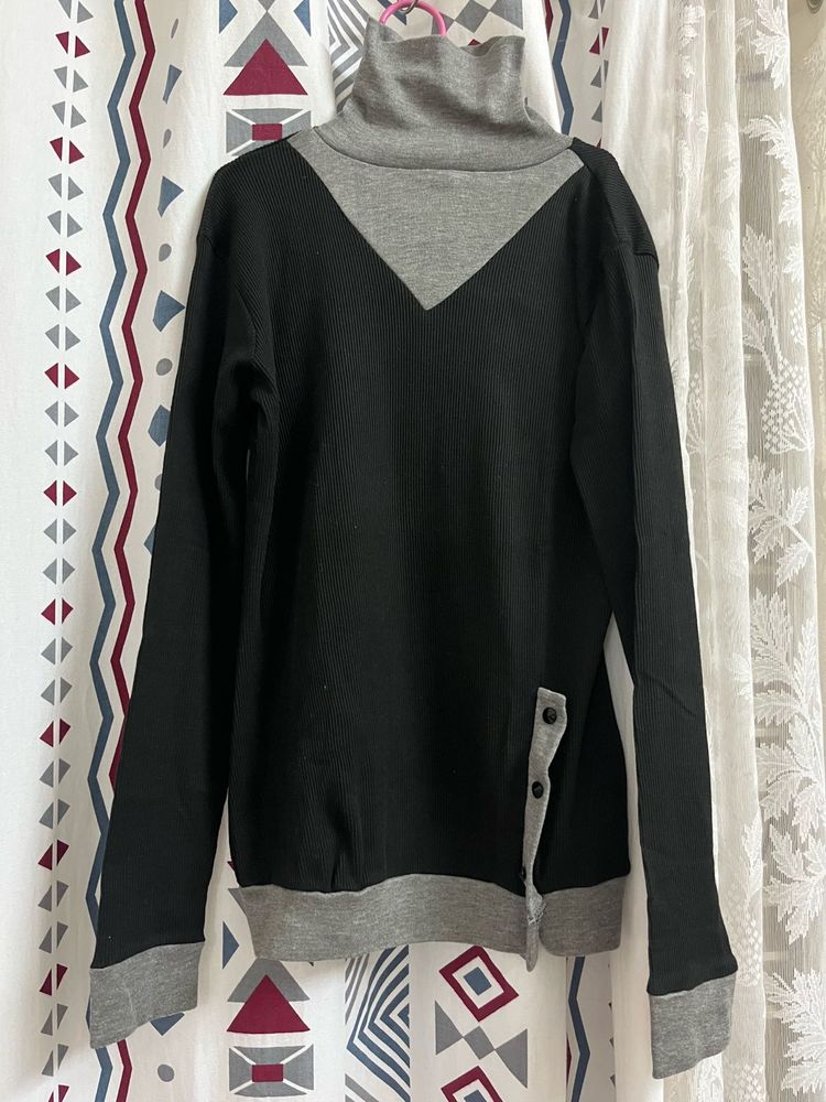 Black Hi-Neck Woollen Sweater