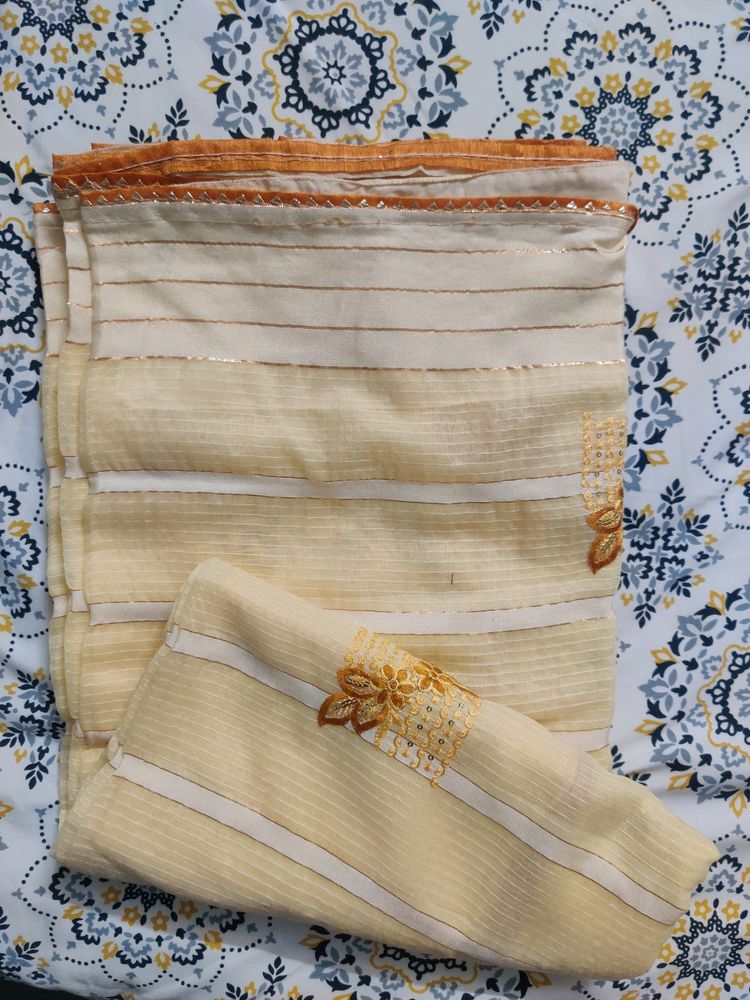 Women Beautiful Saree For Wome