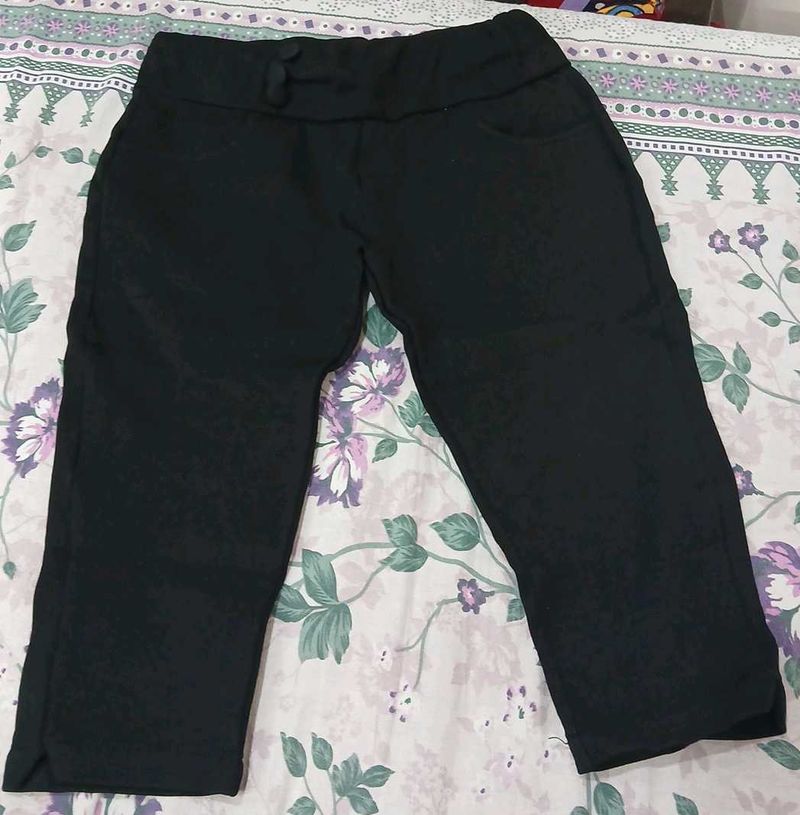 Black Capri Pants