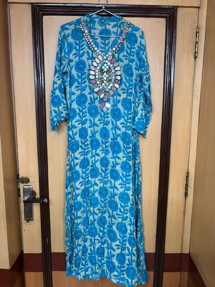 Elegant Floral Print Kurta - Blue