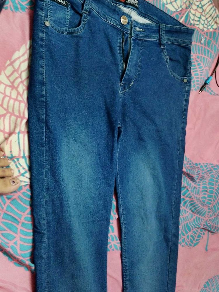 Mens Jeans...(30rs.Off)