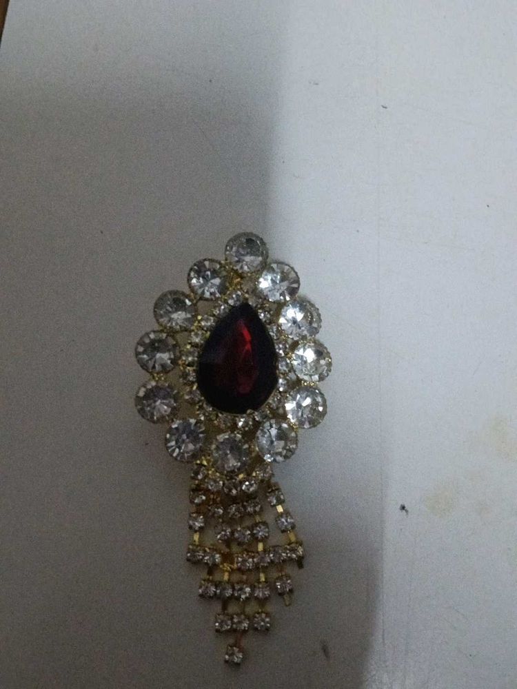 Vintage Rhinestone Brooch