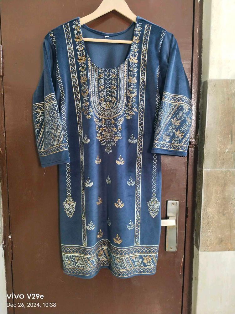 New Unused Velvet DigitalPrintStoneWork CordSet