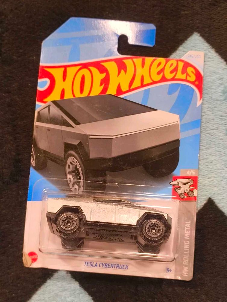 Hot Wheels Tesla Cybertruck