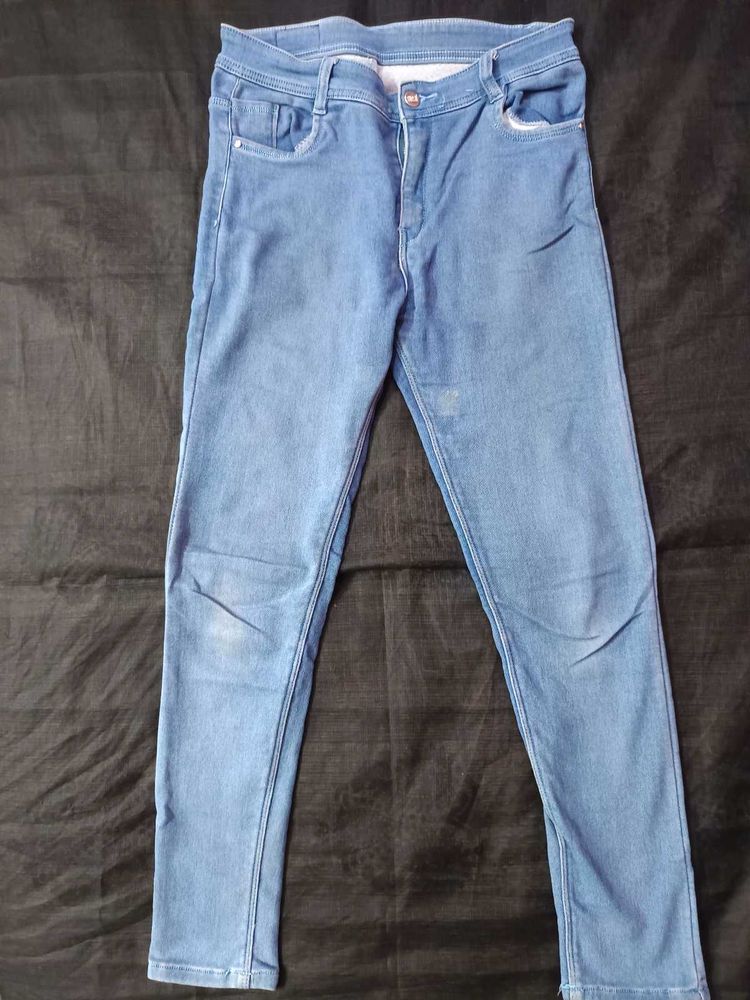 Light Wash Skinny Jeans