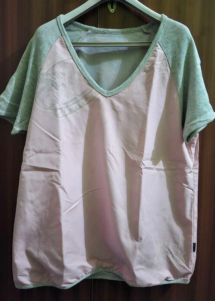 Aesthetic Pink T-shirt 🩷