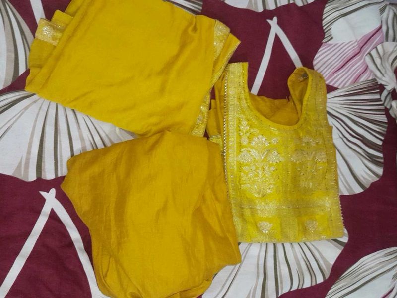 Yellow Embroidered Salwar Kameez