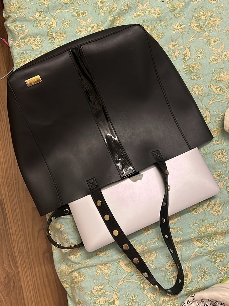 Yelloe Women’s Tote Bag