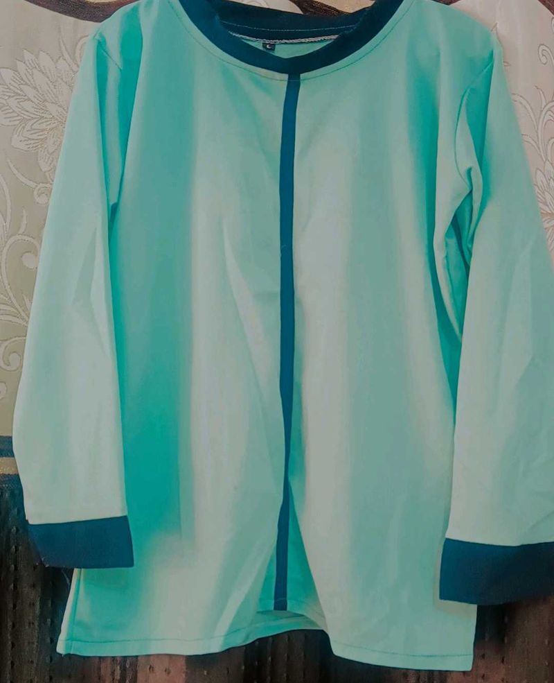 Women Tops