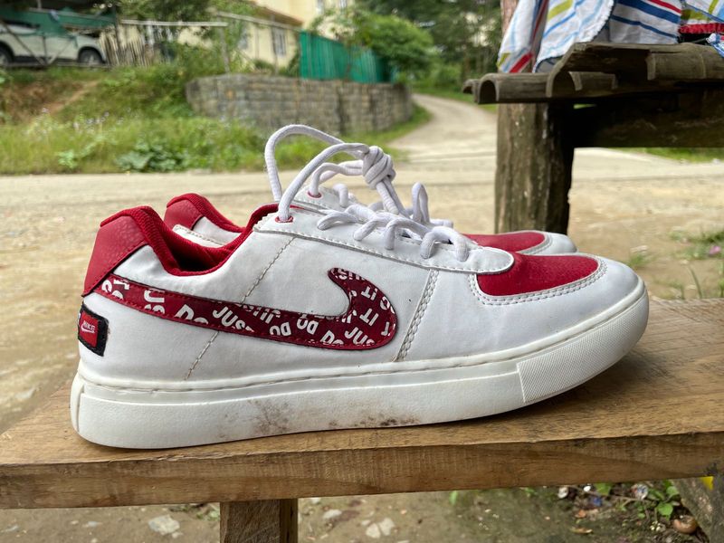Nike Sneakers