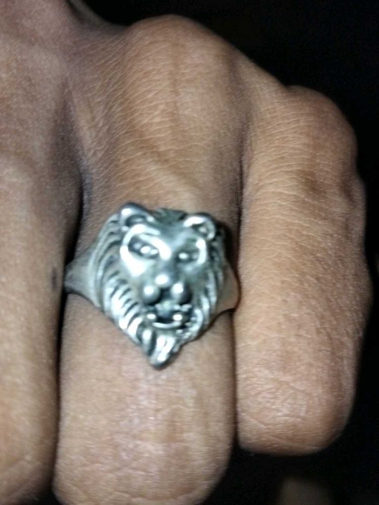 Silver Lion Ring