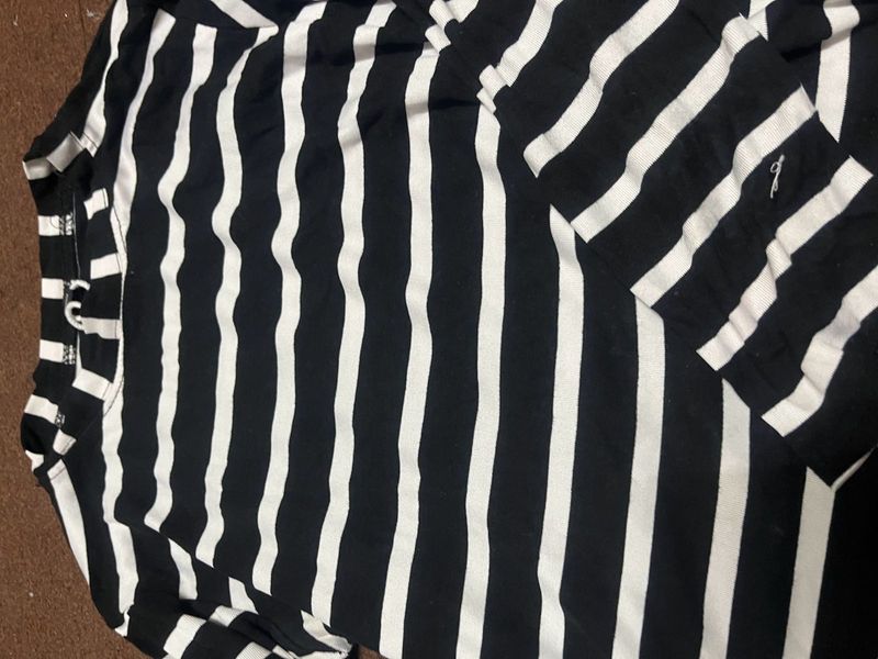 Black And White Crop Top